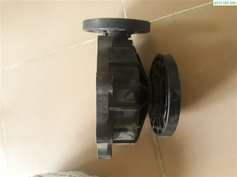 Bán phụ kiện bơm đầu nhựa 2,2kw vỏ bơm hóa chất dẫn động từ