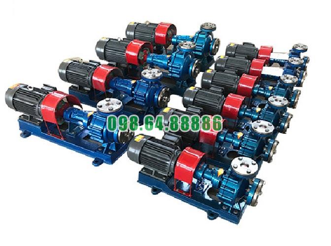 Bơm dầu truyền nhiệt chịu nhiệt cao RY100-65-200A công suất 22 kW, cột áp 44 m, lưu lượng 94 m3/h
