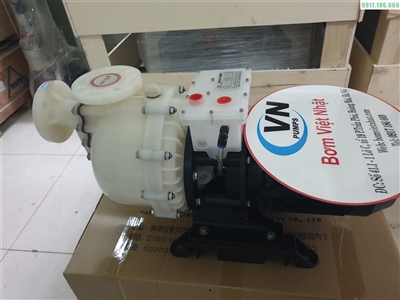 Bơm hóa chất chịu axit đặc nóng 2,2kw , máy bơm đầu nhựa tự hút